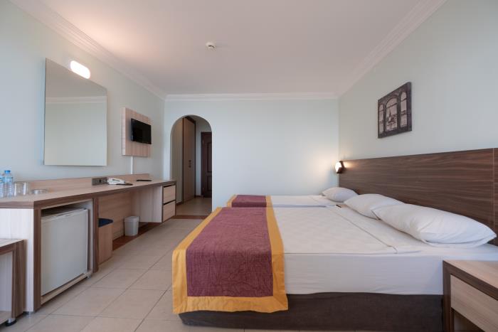 Standard Room Land View